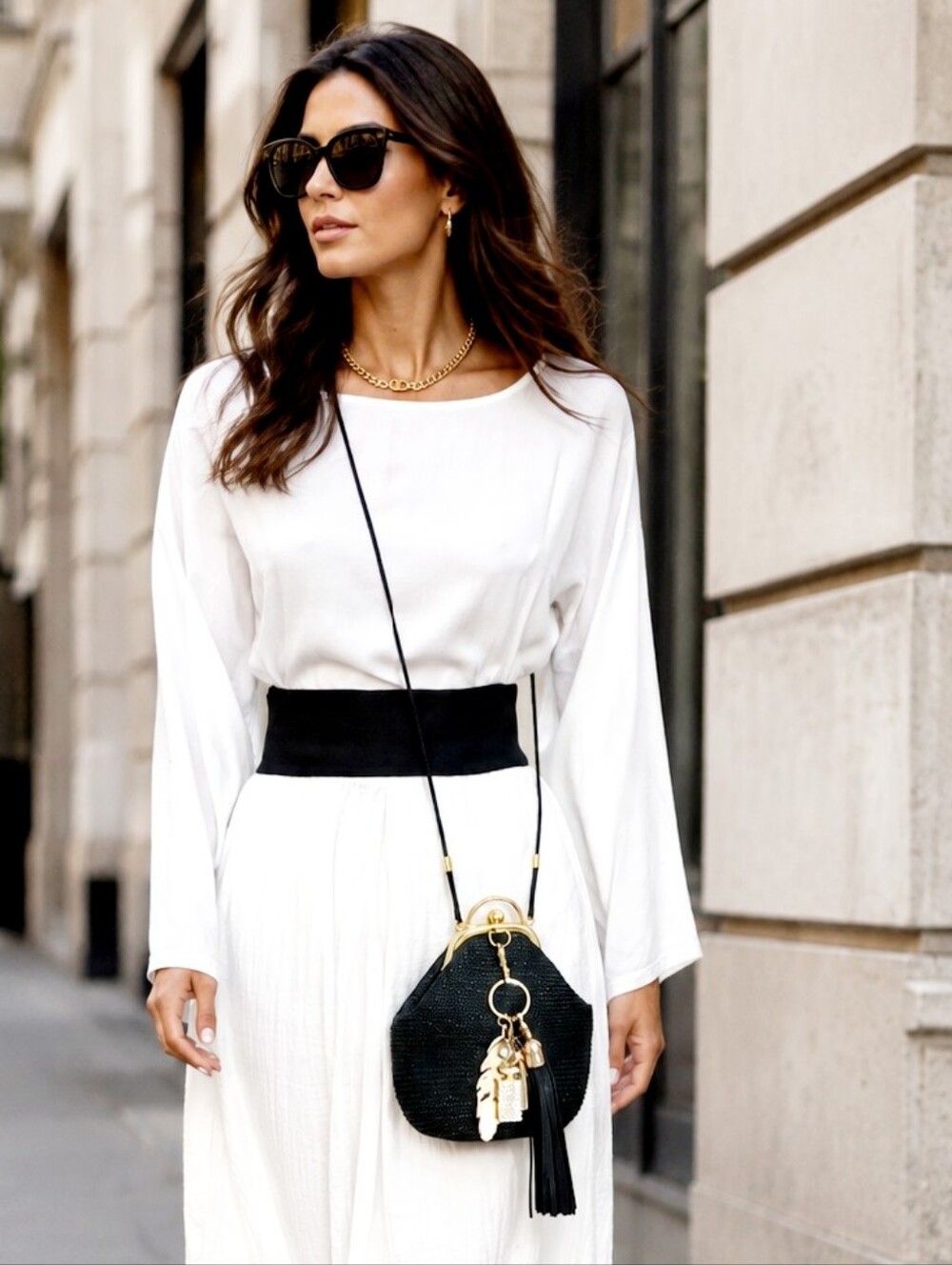 RAFFIA Vintage Crossbody Bag